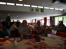 oma%20105%20jaar%20de%20posten%20096.JPG